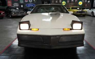 Pontiac-Trans-Am-1983-Coupe-39