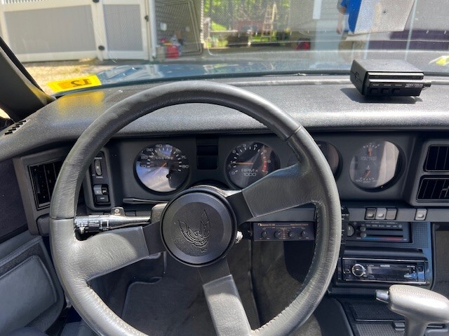 Pontiac-Trans-Am-1985-6