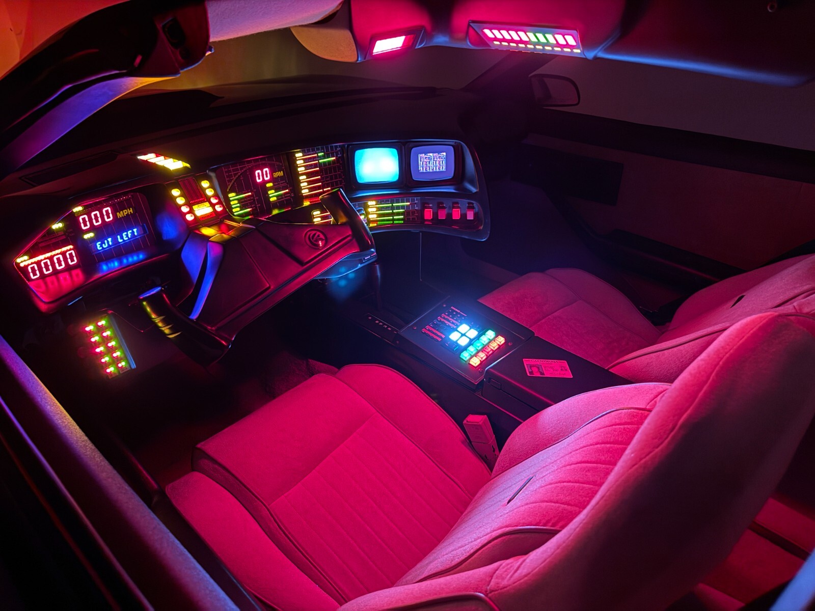 Pontiac-Trans-Am-1985-Hatchback-14