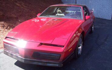 Pontiac-Trans-am-1984-red-1