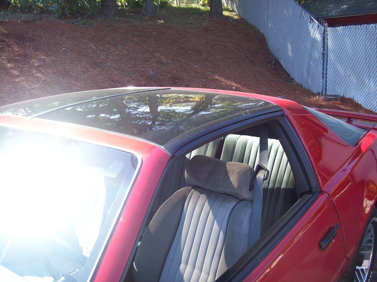 Pontiac-Trans-am-1984-red-8