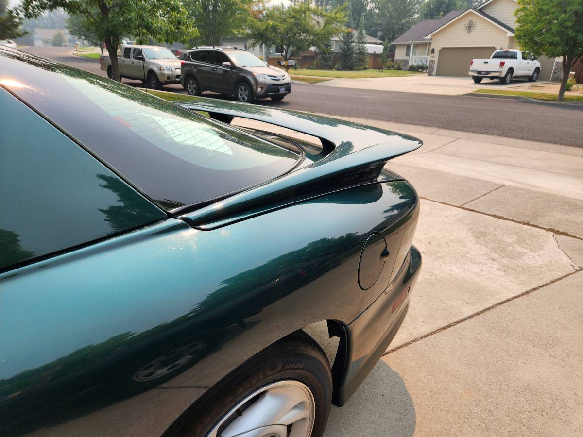 Pontiac-Trans-am-1993-green-10