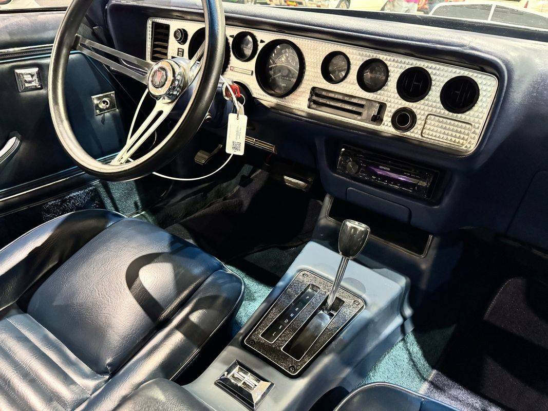 Pontiac-Trans-am-trans-am-1979-white-15