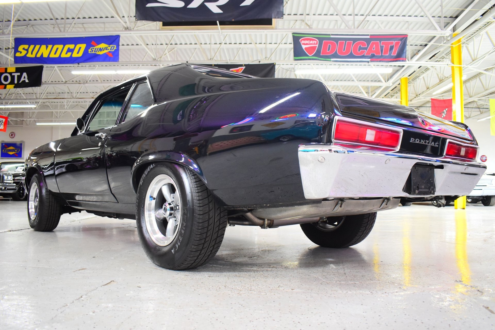 Pontiac-Ventura-1971-18