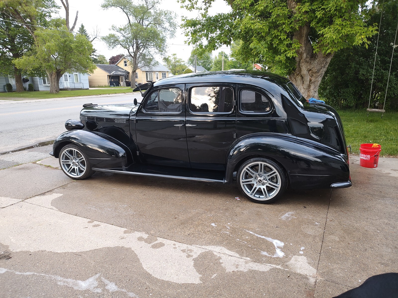 Pontiac-deluxie-1937-Sedan-14