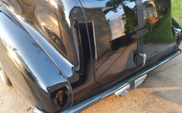 Pontiac-deluxie-1937-Sedan-9