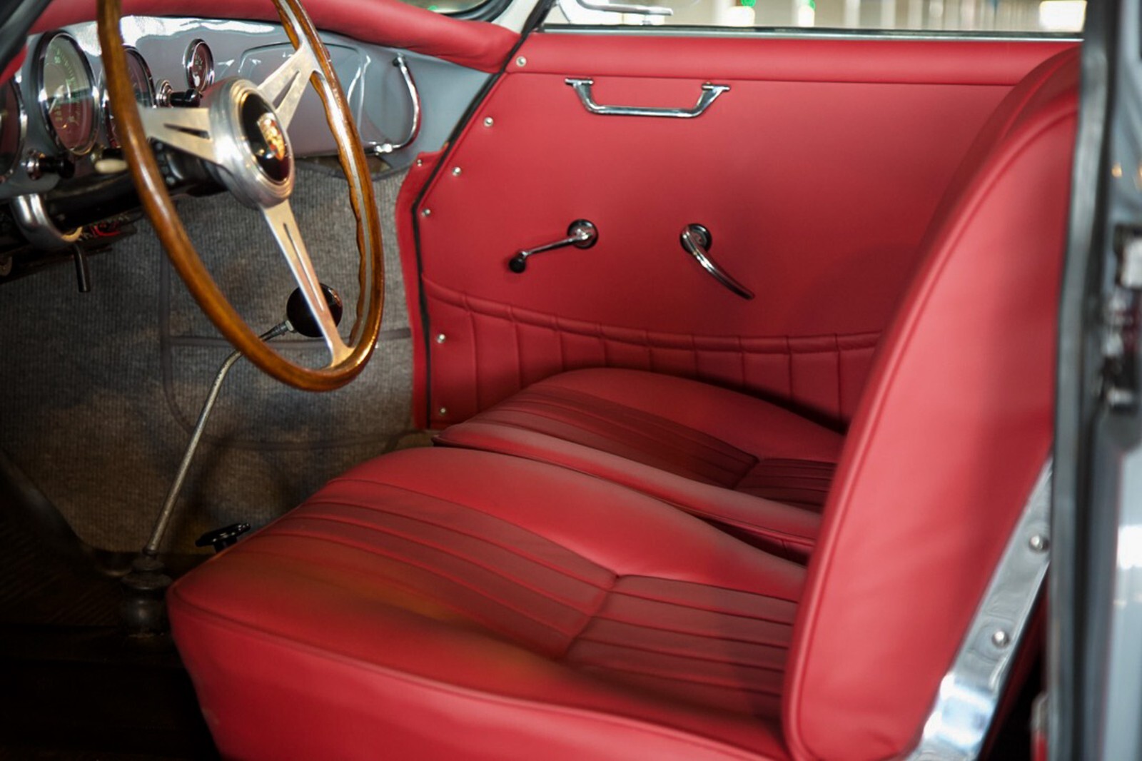 Porsche-356-1957-Coupe-11