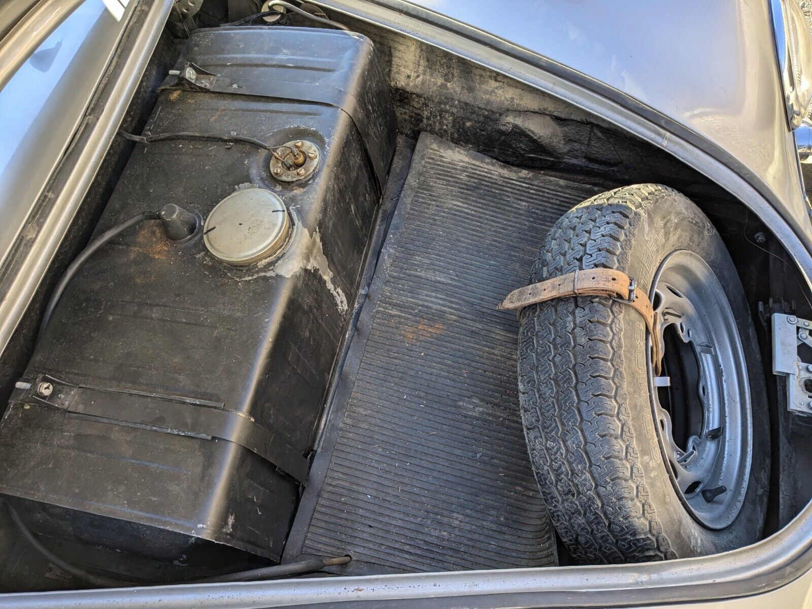 Porsche-356-1959-Coupe-11