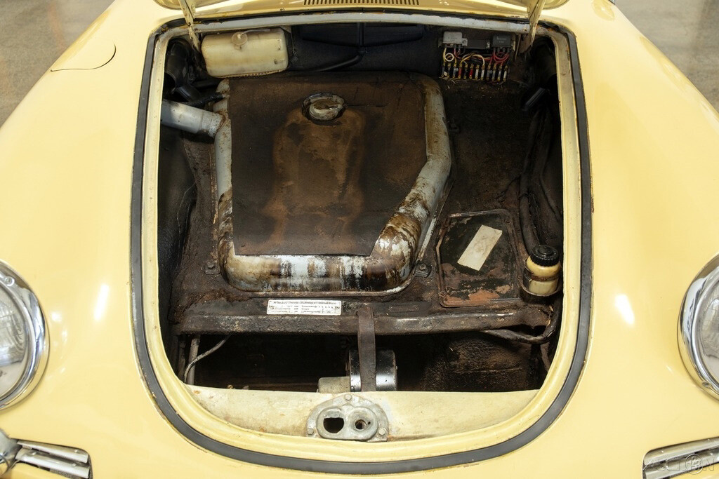 Porsche-356-1964-Coupe-13