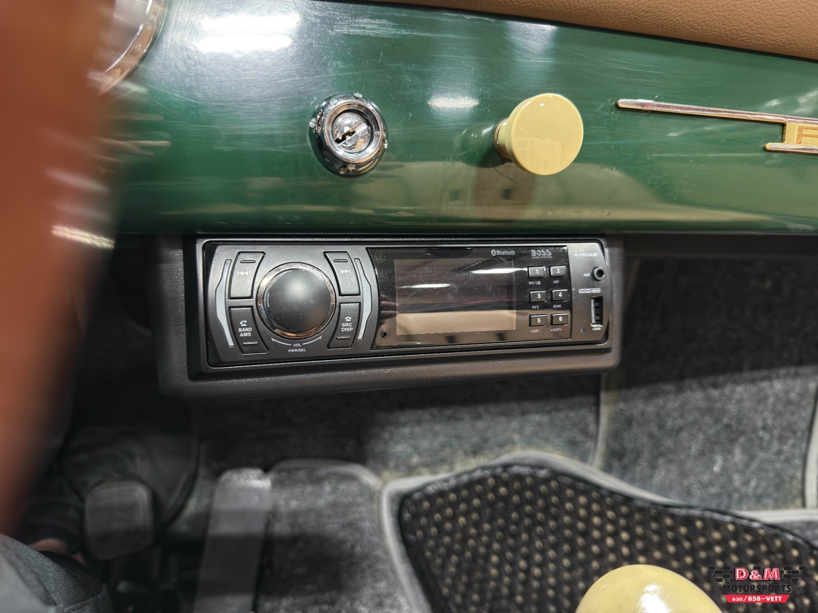 Porsche-356-1965-Convertible-16
