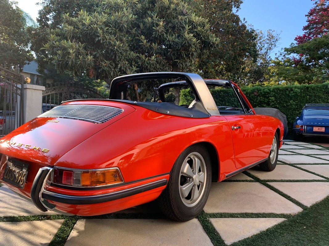 Porsche-911-1967-12