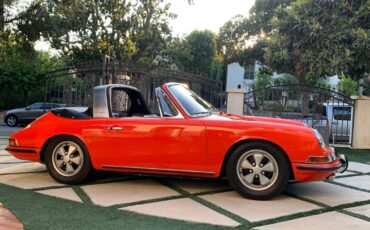 Porsche-911-1967-14