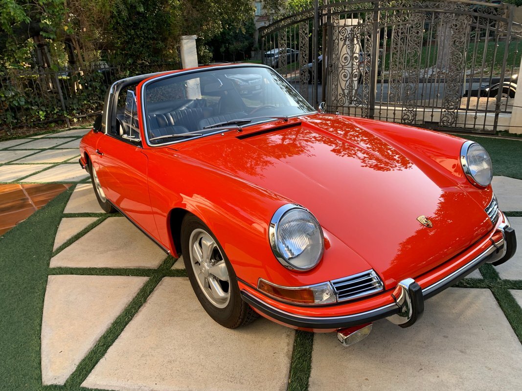 Porsche-911-1967-16