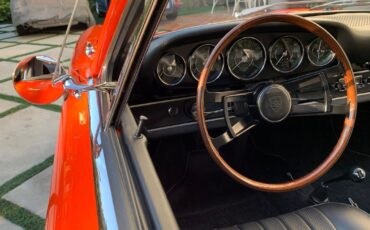 Porsche-911-1967-22