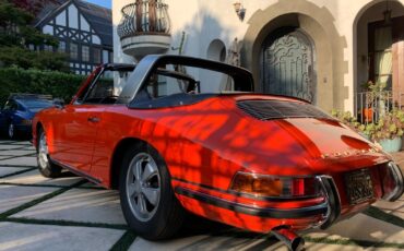 Porsche-911-1967-4