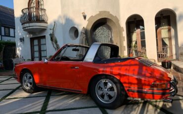 Porsche-911-1967-5