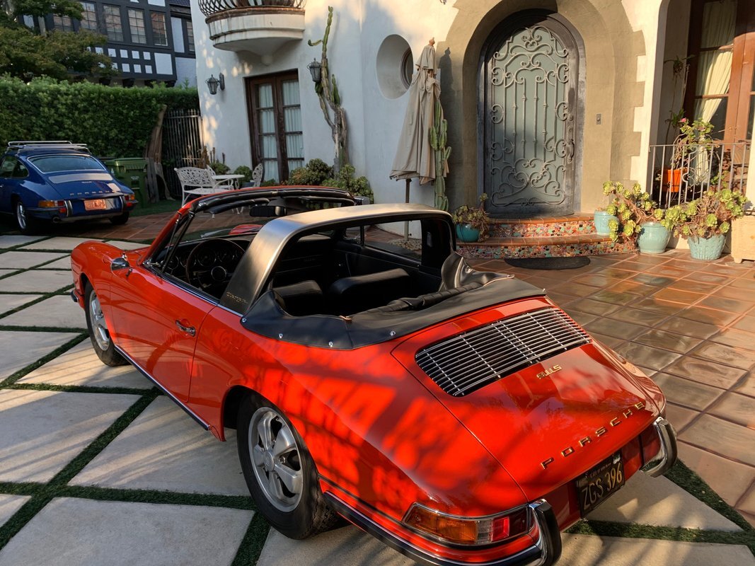 Porsche-911-1967-7