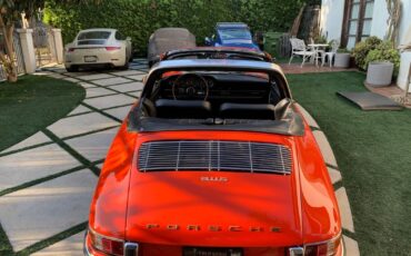 Porsche-911-1967-8