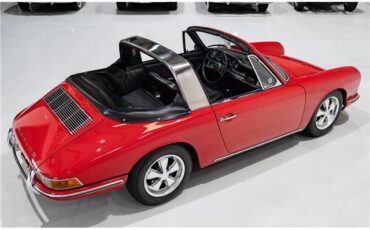 Porsche-911-1967-Targa-11
