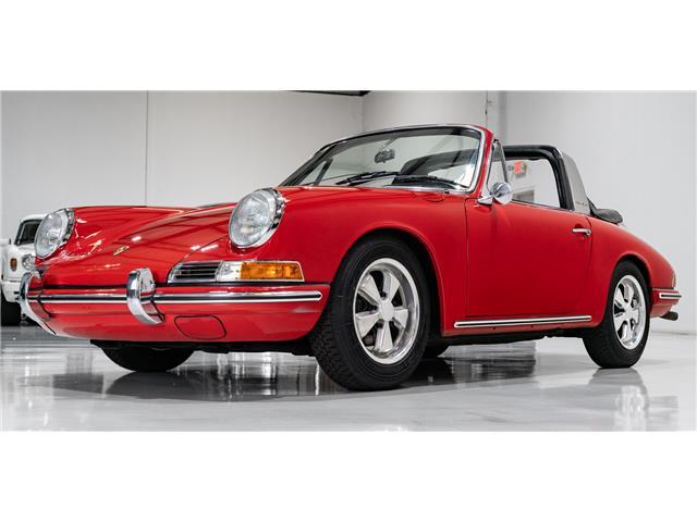 Porsche-911-1967-Targa-12