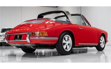 Porsche-911-1967-Targa-13