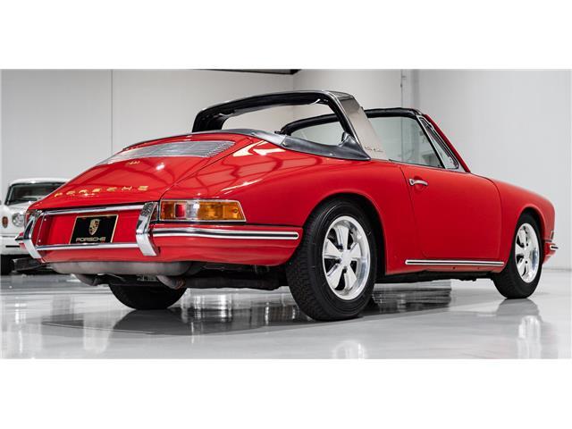 Porsche-911-1967-Targa-13
