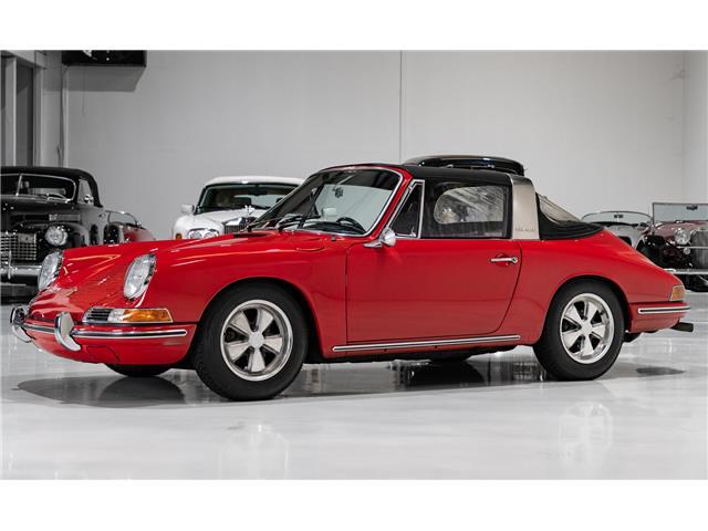 Porsche-911-1967-Targa-2