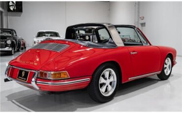 Porsche-911-1967-Targa-7