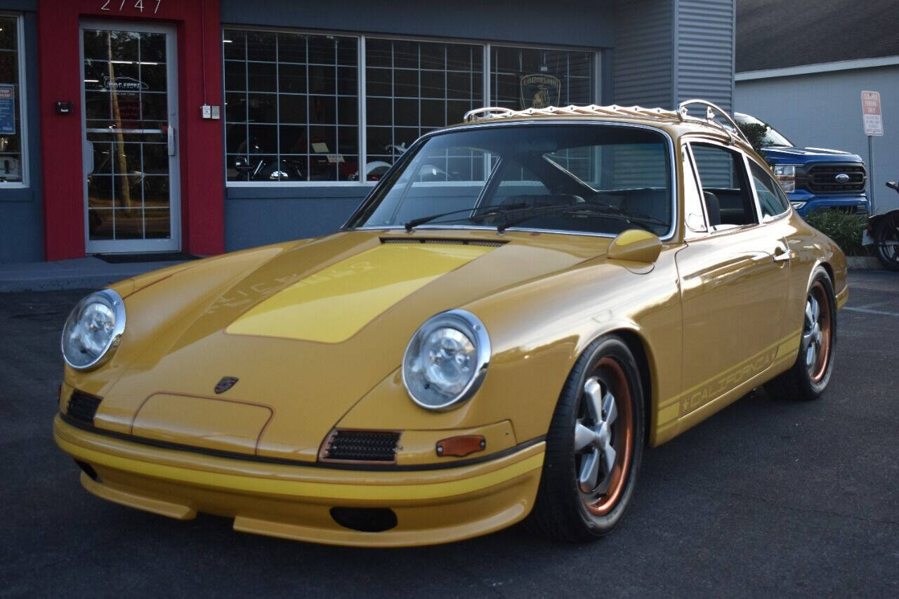 Porsche-911-1968-Convertible-10