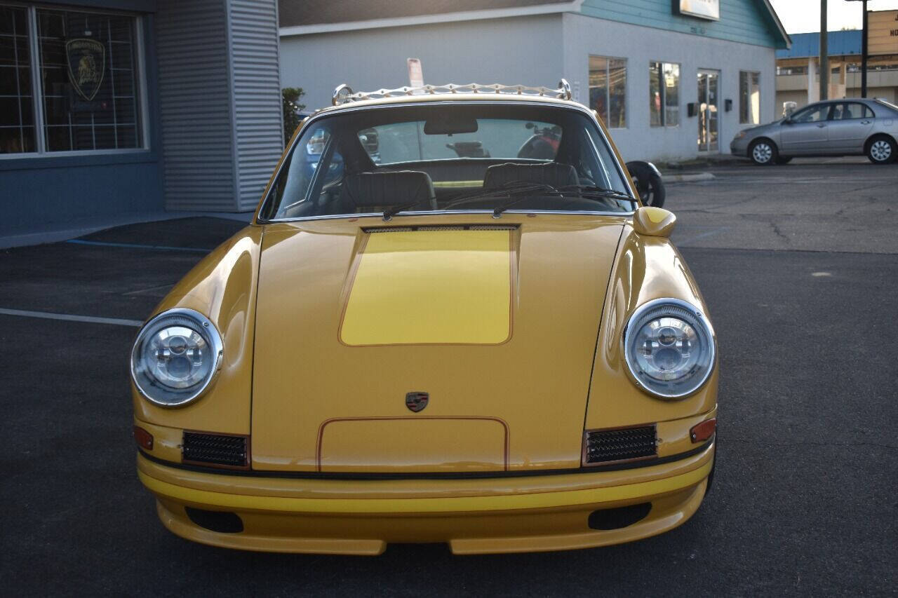 Porsche-911-1968-Convertible-14