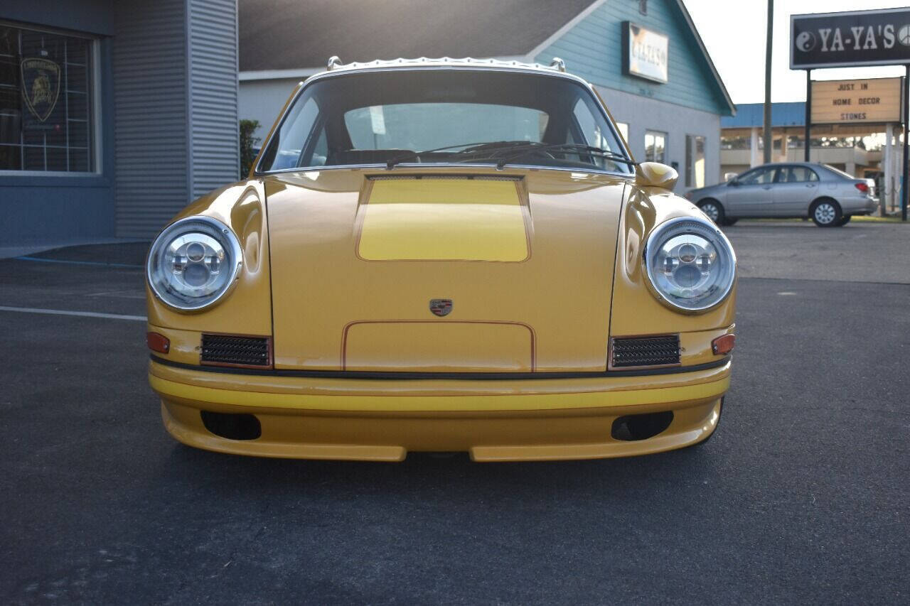 Porsche-911-1968-Convertible-15