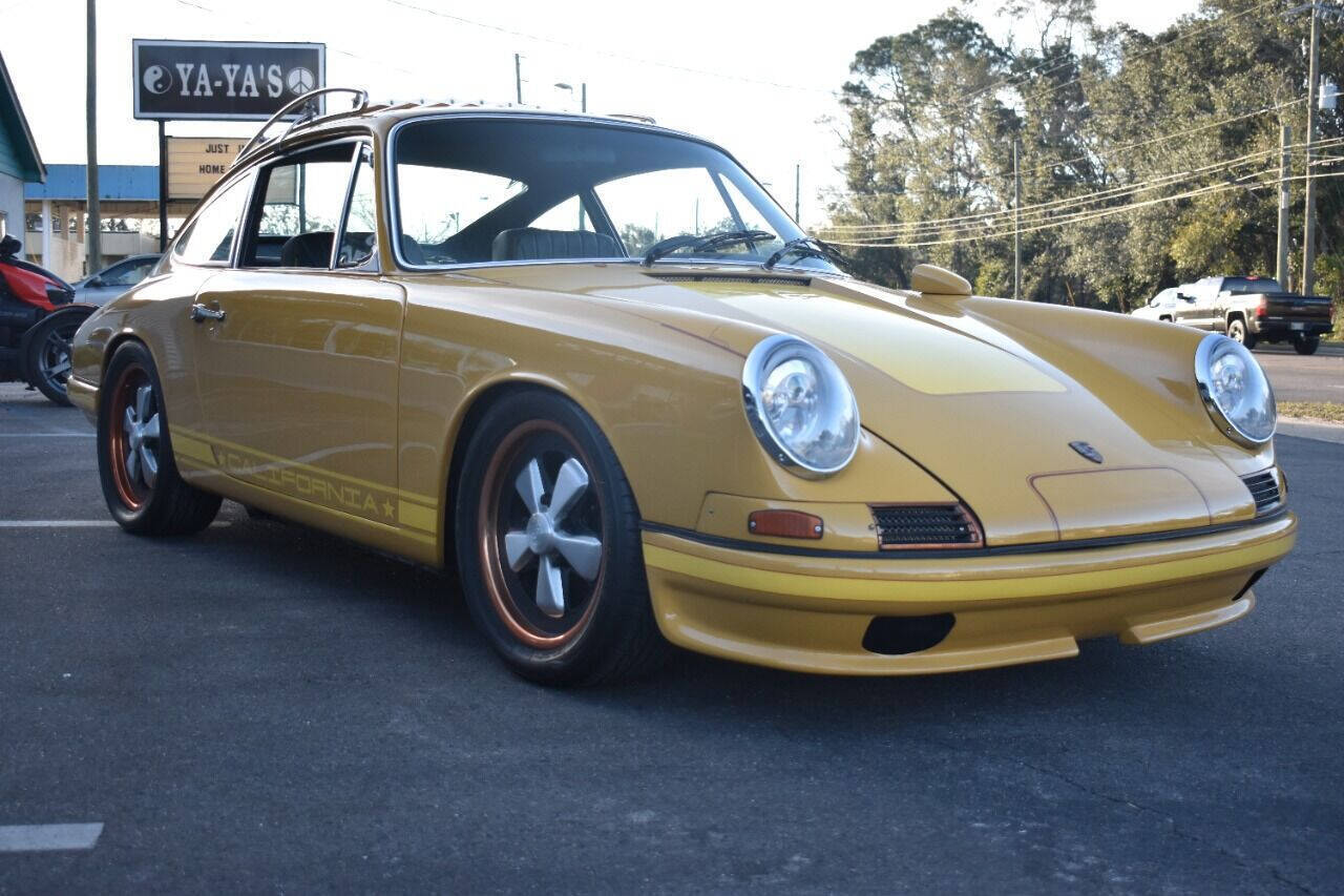 Porsche-911-1968-Convertible-20