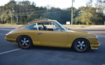 Porsche-911-1968-Convertible-25