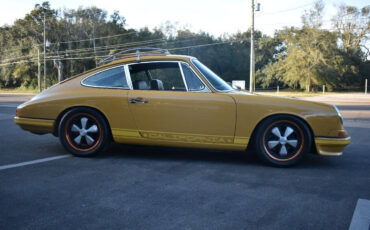 Porsche-911-1968-Convertible-26