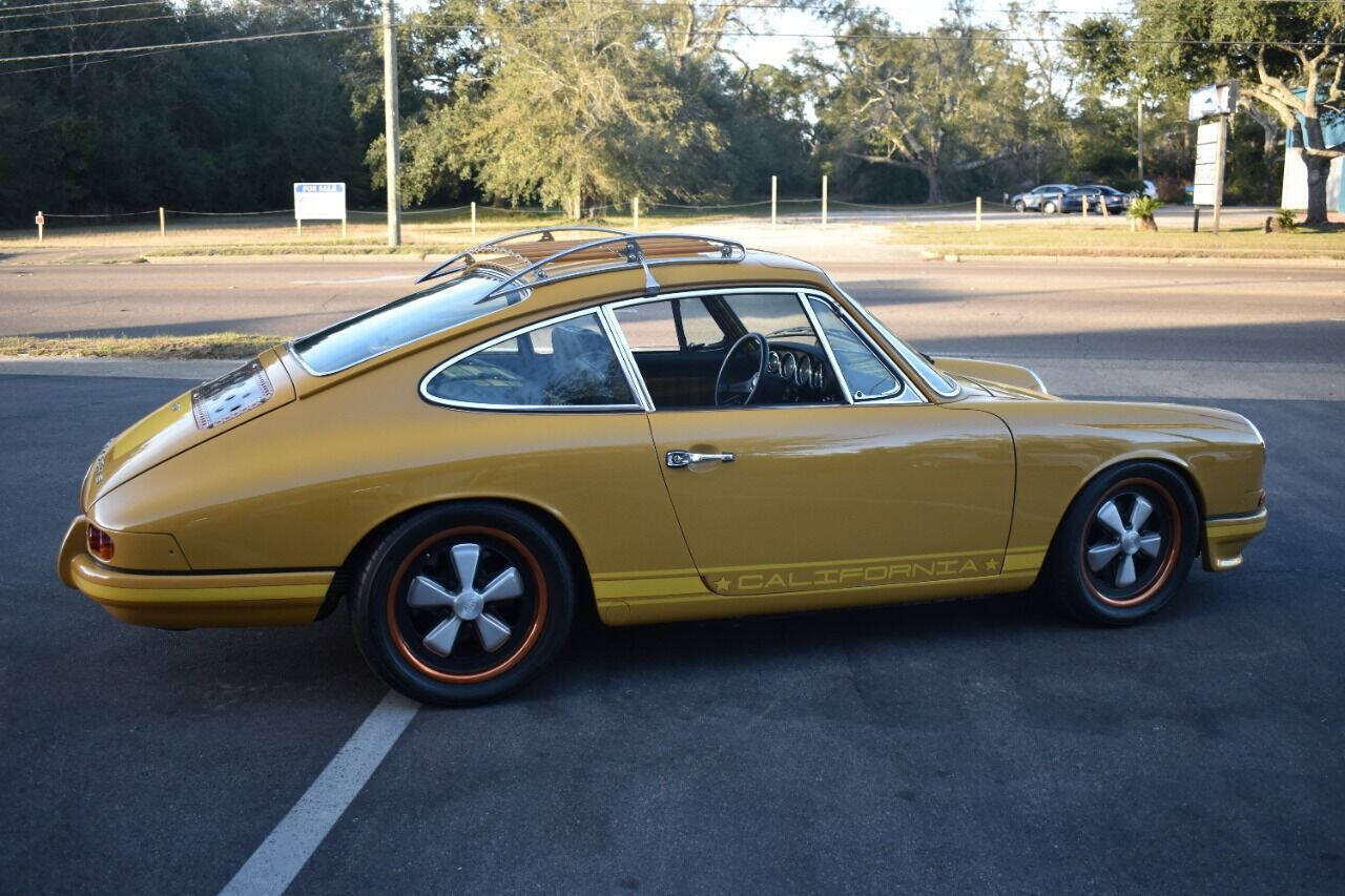 Porsche-911-1968-Convertible-28