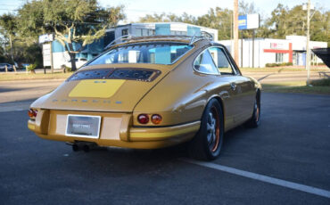 Porsche-911-1968-Convertible-35