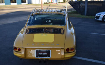 Porsche-911-1968-Convertible-36