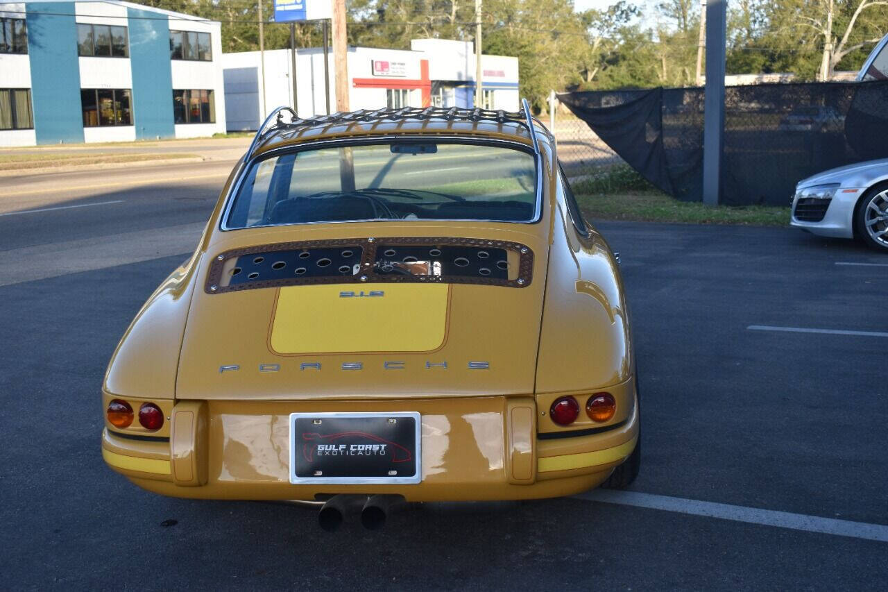 Porsche-911-1968-Convertible-37
