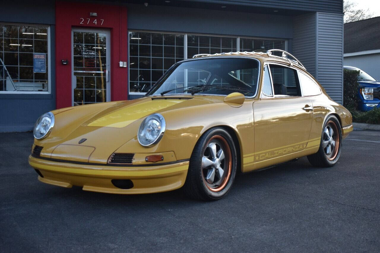 Porsche-911-1968-Convertible-8