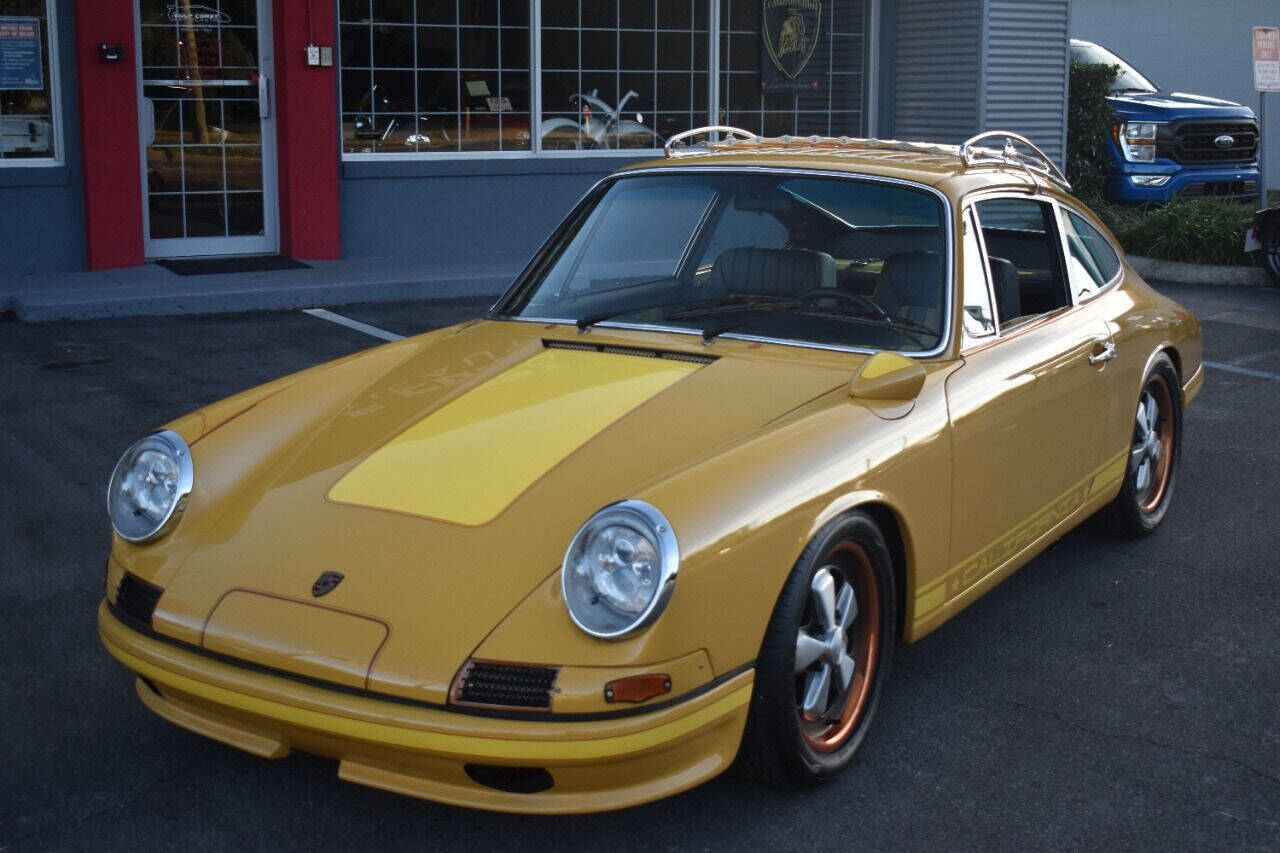 Porsche-911-1968-Convertible-9