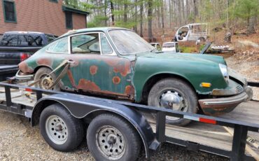 Porsche-911-1968-Coupe-6