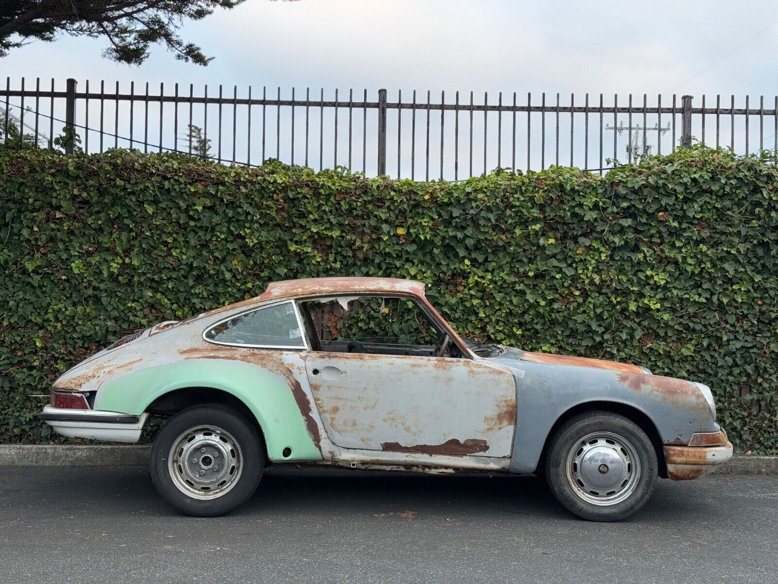 Porsche-911-1969-Coupe-22