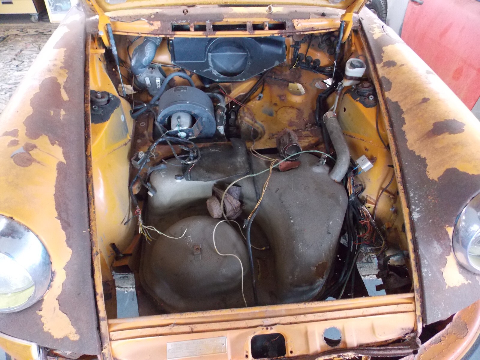 Porsche-911-1970-Coupe-19
