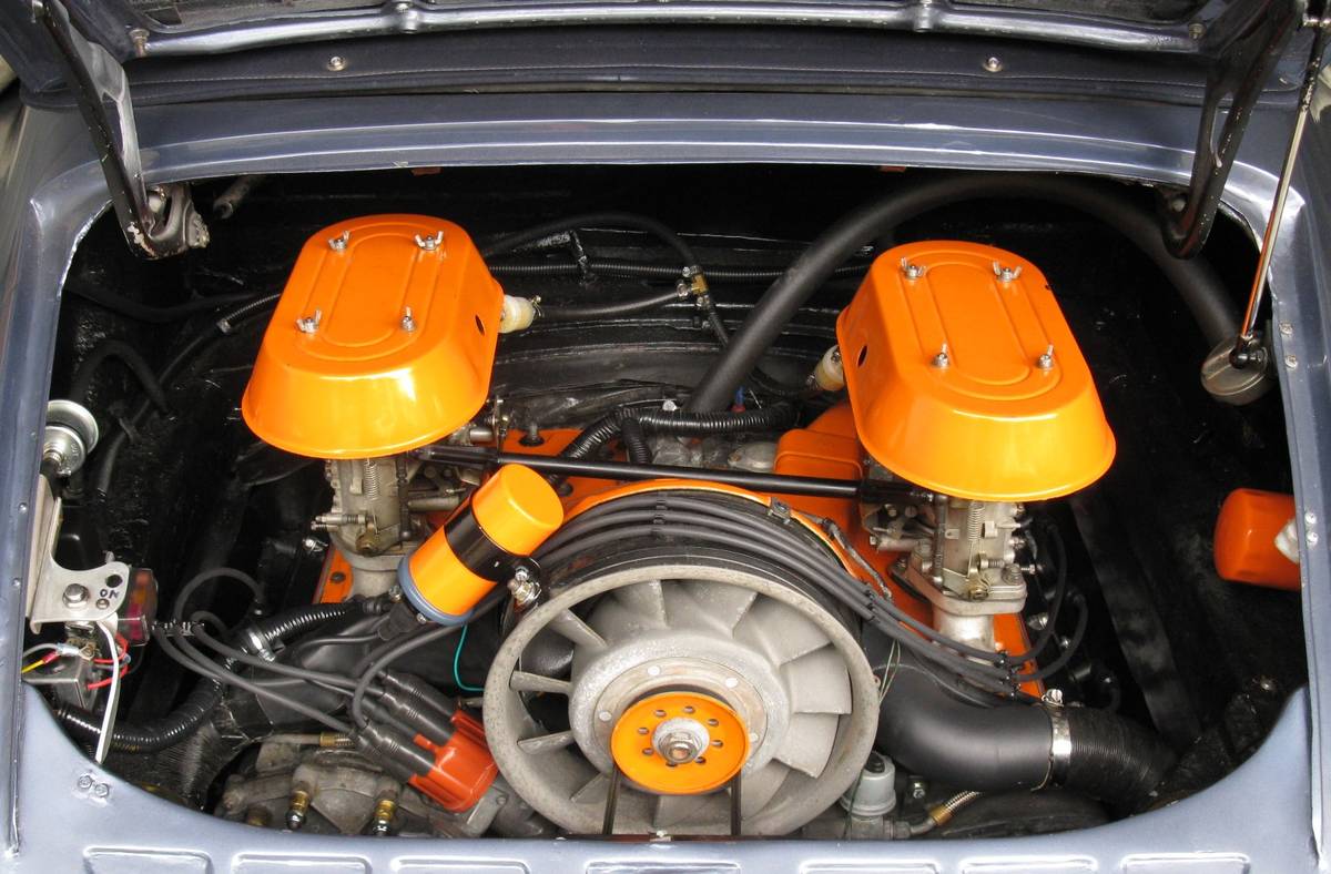 Porsche-911-1970-blue-10