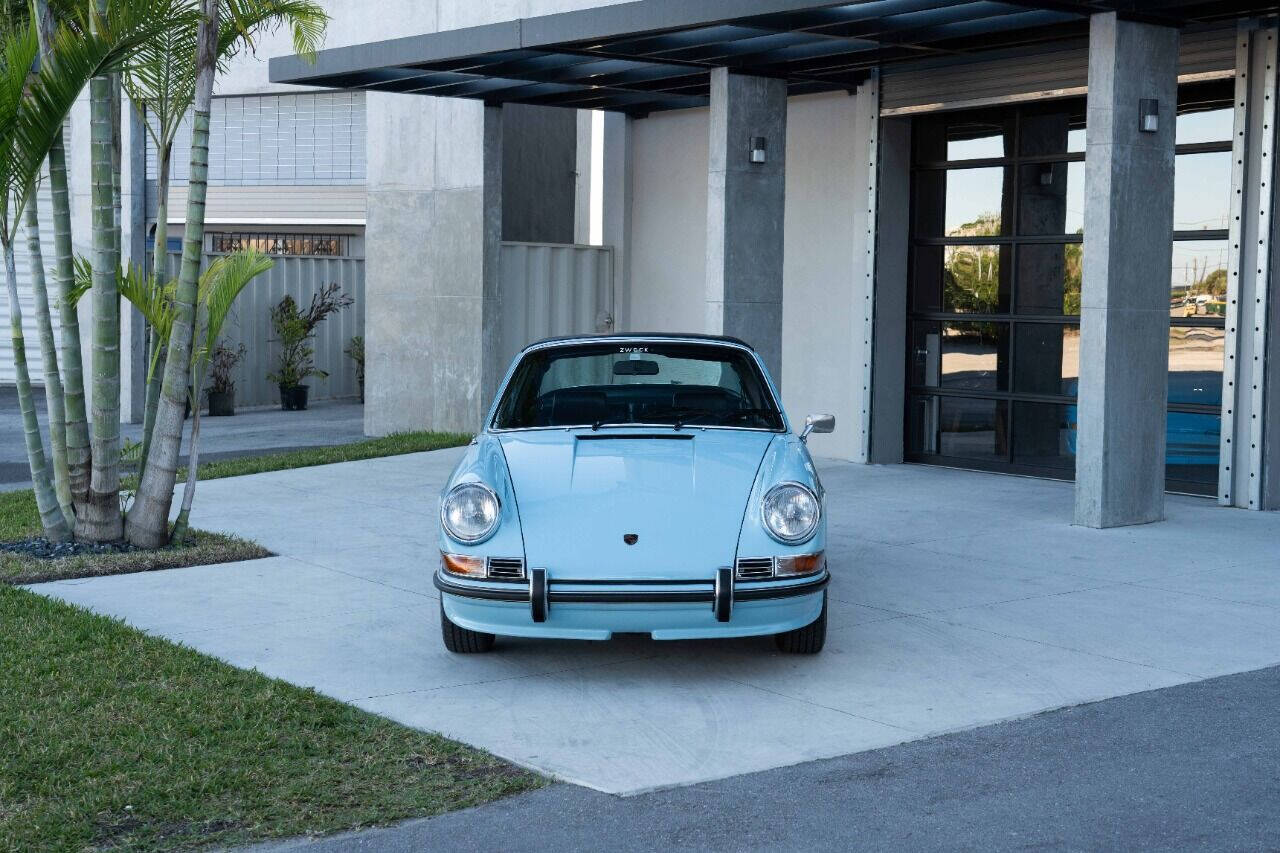 Porsche-911-1971-Convertible-10