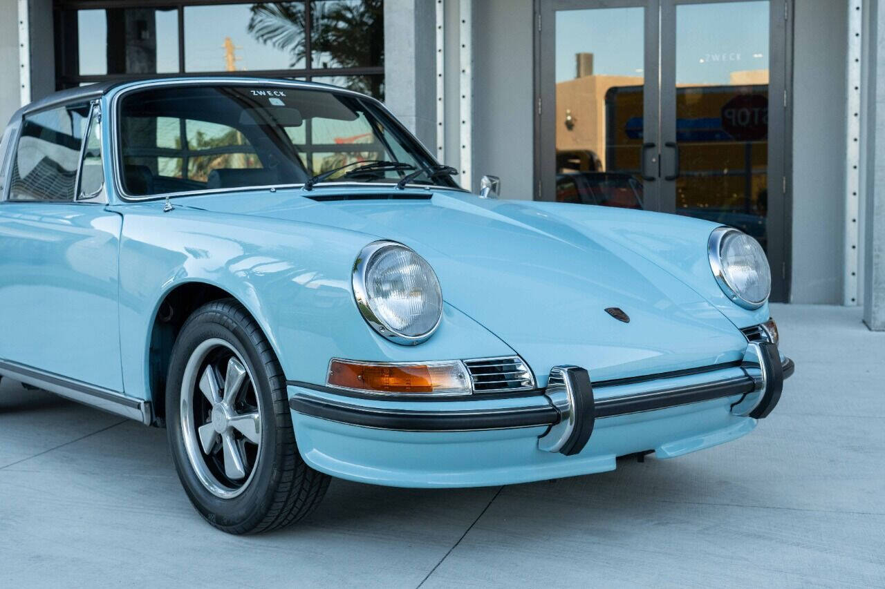 Porsche-911-1971-Convertible-23