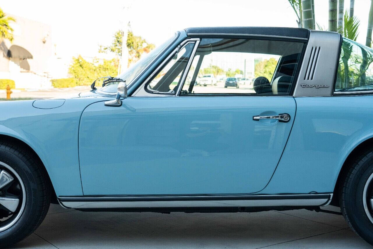 Porsche-911-1971-Convertible-36