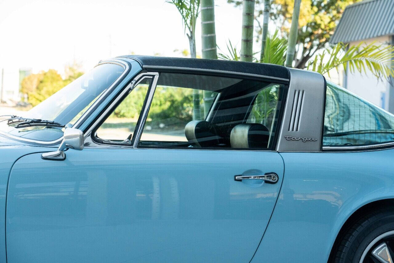 Porsche-911-1971-Convertible-4