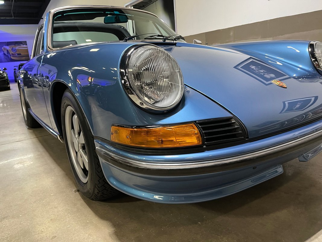 Porsche-911-1973-18