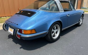 Porsche-911-1973-27